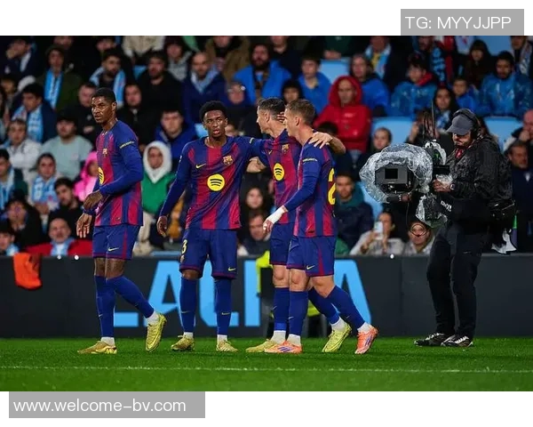 莱万年薪超2000万欧愿降薪留巴萨展现忠诚态度