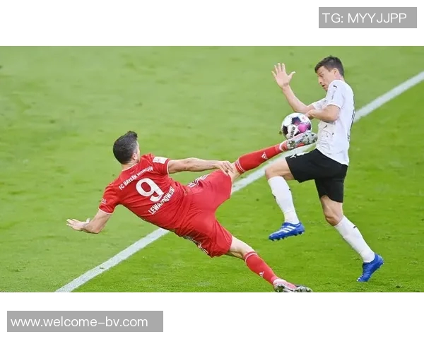 意天空报道苏莱与埃尔莫索恢复合练皮西利和利昂贝利因流感缺席训练 意天空报道苏莱与埃尔莫索恢复合练皮西利和利昂贝利因流感缺席训练