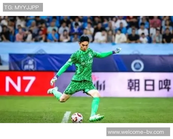 云南玉昆有望引进28岁上海申花门将鲍亚雄加盟新赛季阵容