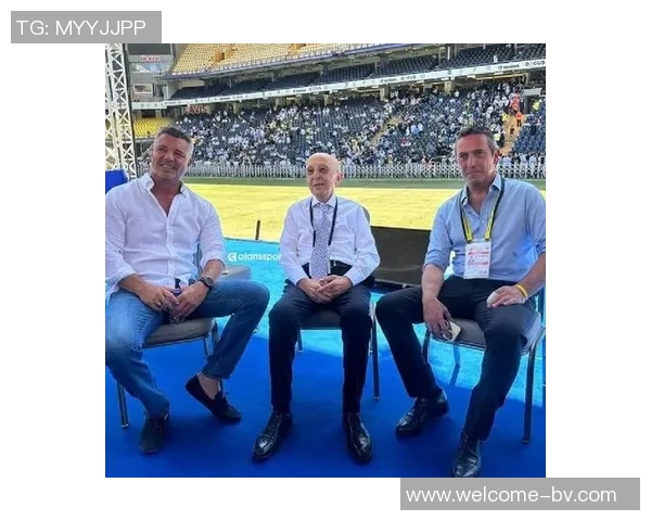 穆里尼奥感慨米兰双雄与那不勒斯争冠罗马未来令人担忧